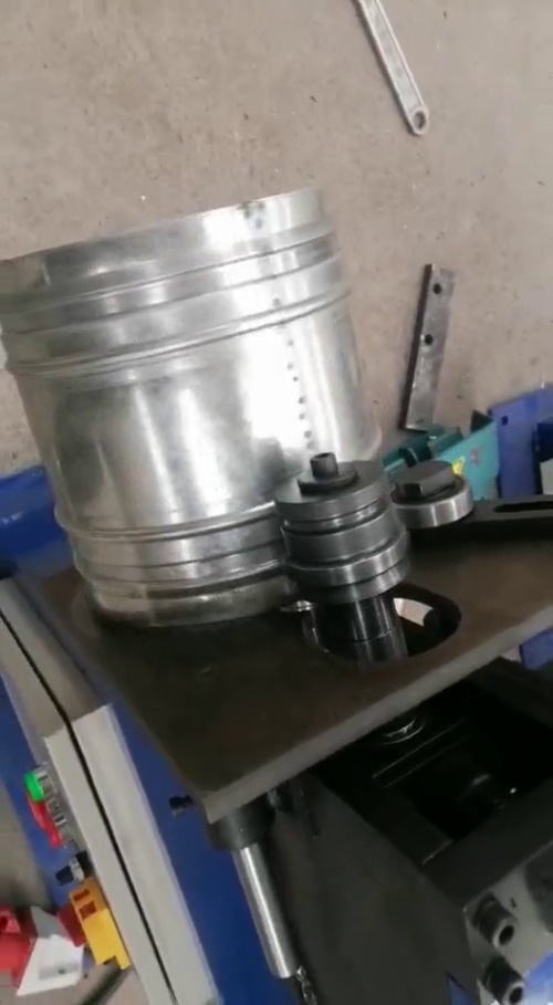 轆線機功能之一壓雙道筋